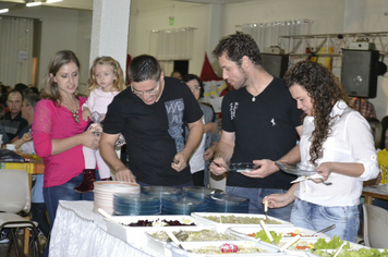 Foto - Jantar da Escola Municipal Ayrton Senna