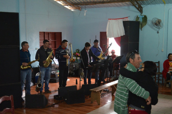 Foto - Missa e festa - Bairro Modelo