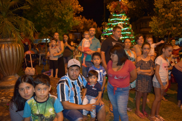 Foto - Natal Feliz 2018 - Entrega da Chave da cidade para o Papai Noel + Banda Sol Maior