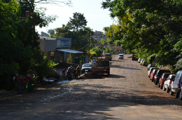 Foto - Obras de asfaltamento - Rua Tapuias e Rua Gaurama