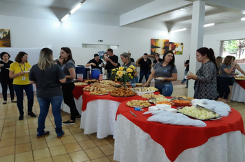 Foto - Palestra Jorge Trevisol - Conhecer  a Si mesmo para Compreeder  os outros