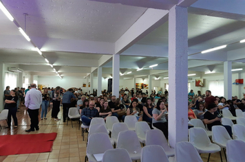 Foto - Palestra Jorge Trevisol - Conhecer  a Si mesmo para Compreeder  os outros