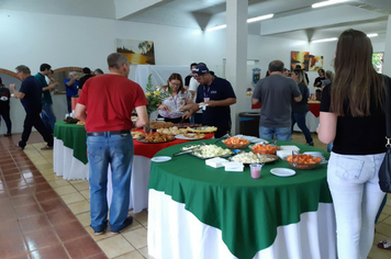 Foto - Palestra Jorge Trevisol - Conhecer  a Si mesmo para Compreeder  os outros