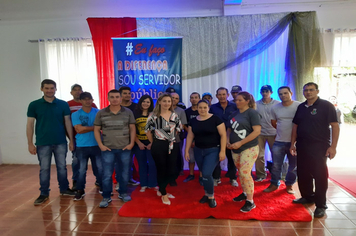 Foto - Palestra Jorge Trevisol - Conhecer  a Si mesmo para Compreeder  os outros