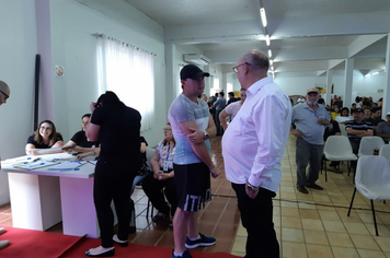 Foto - Palestra Jorge Trevisol - Conhecer  a Si mesmo para Compreeder  os outros