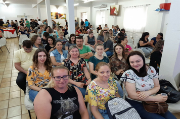 Foto - Palestra Jorge Trevisol - Conhecer  a Si mesmo para Compreeder  os outros