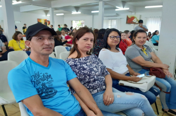 Foto - Palestra Jorge Trevisol - Conhecer  a Si mesmo para Compreeder  os outros