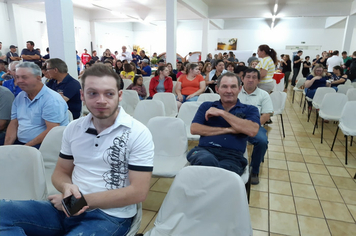 Foto - Palestra Jorge Trevisol - Conhecer  a Si mesmo para Compreeder  os outros