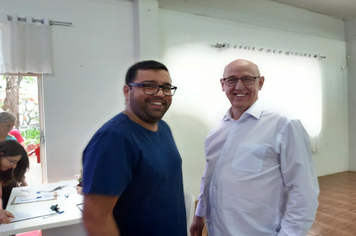 Foto - Palestra Jorge Trevisol - Conhecer  a Si mesmo para Compreeder  os outros