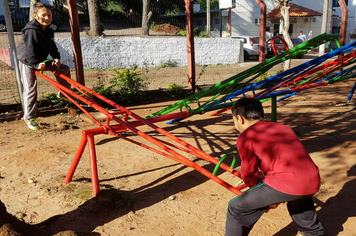 Foto - Pinturas de ruas e Revitalização da Praça de Brinquedos