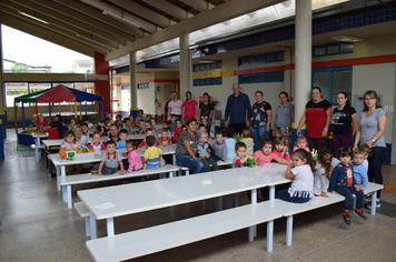 Foto - Prefeito visita EMEI Descobrindo o Saber - ano letivo 2019