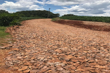 Foto - recuperação acessos a moradores e estradas