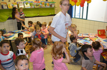 Foto - Reinauguração da Biblioteca da Escola Municipal Descobrindo o Saber - 17/04/2015
