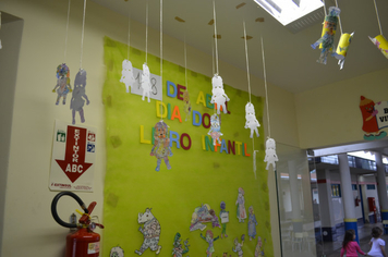 Foto - Reinauguração da Biblioteca da Escola Municipal Descobrindo o Saber - 17/04/2015