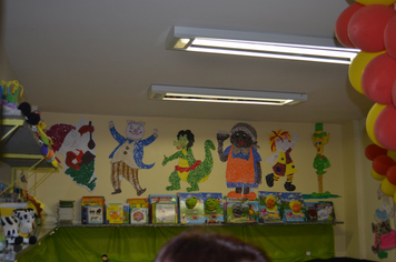 Foto - Reinauguração da Biblioteca da Escola Municipal Descobrindo o Saber - 17/04/2015