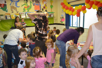 Foto - Reinauguração da Biblioteca da Escola Municipal Descobrindo o Saber - 17/04/2015