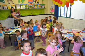 Foto - Reinauguração da Biblioteca da Escola Municipal Descobrindo o Saber - 17/04/2015