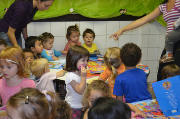 Foto - Reinauguração da Biblioteca da Escola Municipal Descobrindo o Saber - 17/04/2015
