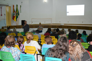 Foto - Semana Nacional de Combate ao Abuso e a Exploração Sexual de Crianças e Adolescentes