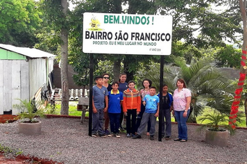  Projeto EU E MEU LUGAR NO MUNDO  da  E.M.E.F Tenente Portela do Bairro São Francisco 