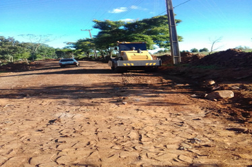 Obras de calçamento no Distrito de São Pedro estão em ritmo acelerado