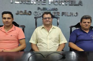 PREFEITO EM EXERCÍCIO PRESTIGIA ESCOLHA DA NOVA MESA DIRETORA DA CÂMARA