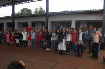 Escola Ayrton Senna realiza atividades Artísticas e Culturais