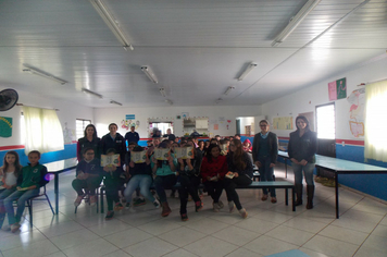 Departamento de Meio Ambiente realiza palestra sobre COLETA SELETIVA em Escolas Municipais.