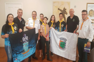 Prefeito recebe visita do Grupo  Desbravadores Guardiões do Yucumã