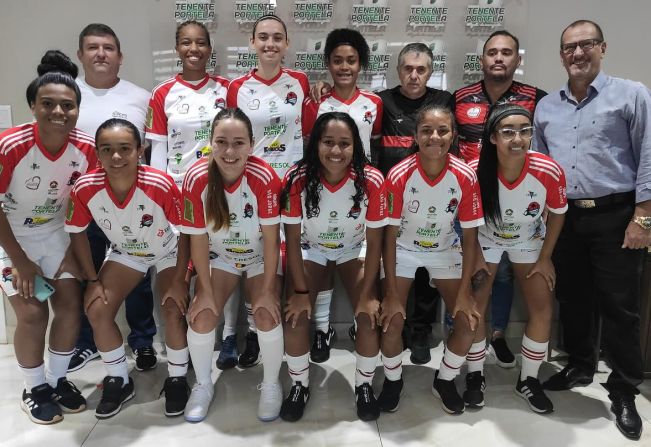 GURIAS DO YUCUMÃ/FLAMENGO SE PREPARAM PARA O CAMPEONATO GAÚCHO DE FUTEBOL FEMININO