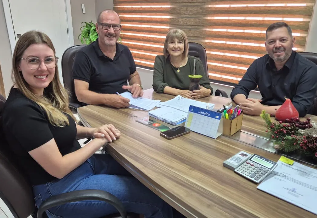 PREFEITURA AVANÇA NA IMPLANTAÇÃO DO PARQUE MUNICIPAL DE EVENTOS