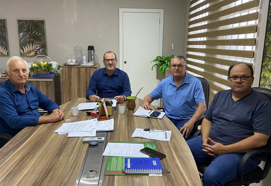 REUNIÃO ENTRE GESTORES FORTALECE TROCA DE EXPERIÊNCIAS E GOVERNANÇA