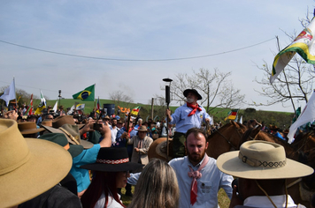 Foto - 72º Distribuição Chama Crioula 2019 - Parque Aguas do Moconá