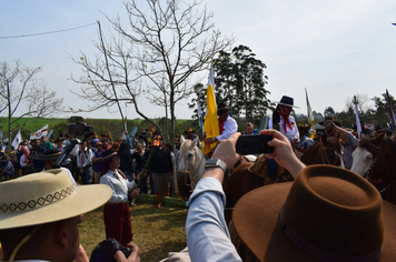 Foto - 72º Distribuição Chama Crioula 2019 - Parque Aguas do Moconá