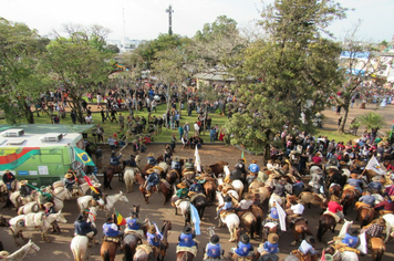 Foto - 72º Acendimento da Chama Crioula 2019