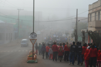 Foto - Abertura da Semana do Meio Ambiente com caminhada pelas ruas da cidade