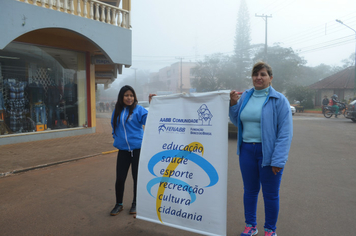 Foto - Abertura da Semana do Meio Ambiente com caminhada pelas ruas da cidade
