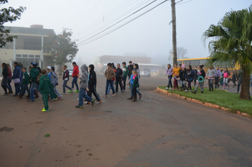 Foto - Abertura da Semana do Meio Ambiente com caminhada pelas ruas da cidade