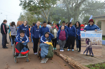 Foto - Abertura da Semana do Meio Ambiente com caminhada pelas ruas da cidade