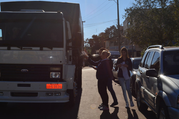 Foto - Abertura da Semana do Meio Ambiente com caminhada pelas ruas da cidade