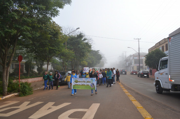 Foto - Abertura da Semana do Meio Ambiente com caminhada pelas ruas da cidade