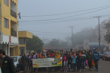 Foto - Abertura da Semana do Meio Ambiente com caminhada pelas ruas da cidade