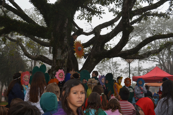 Foto - Abertura da Semana do Meio Ambiente com caminhada pelas ruas da cidade