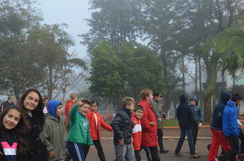 Foto - Abertura da Semana do Meio Ambiente com caminhada pelas ruas da cidade