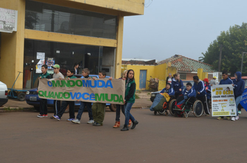 Foto - Abertura da Semana do Meio Ambiente com caminhada pelas ruas da cidade