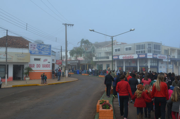 Foto - Abertura da Semana do Meio Ambiente com caminhada pelas ruas da cidade