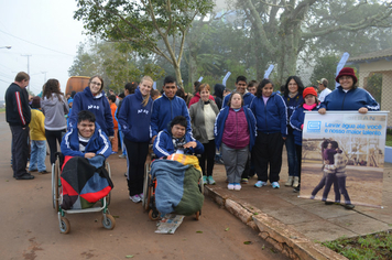Foto - Abertura da Semana do Meio Ambiente com caminhada pelas ruas da cidade