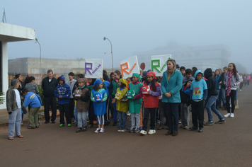 Foto - Abertura da Semana do Meio Ambiente com caminhada pelas ruas da cidade
