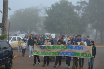 Foto - Abertura da Semana do Meio Ambiente com caminhada pelas ruas da cidade