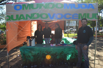 Foto - Abertura da Semana do Meio Ambiente com caminhada pelas ruas da cidade